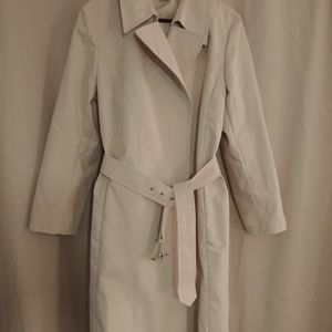 Banana Republic white cotton trench coat